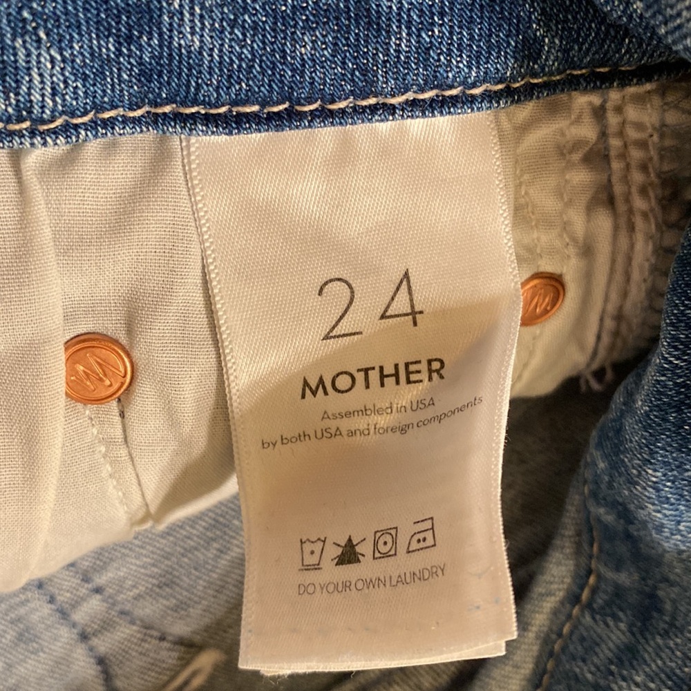 Mother High Waisted Looker Ankle Fray - Picture 4 of 6